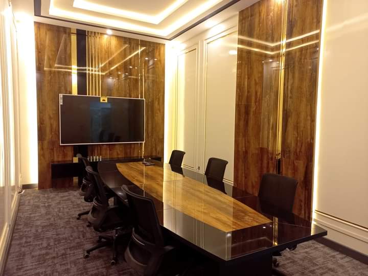 Nrtc_confrance_table_with_emmployee