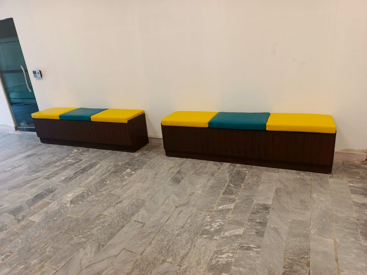 ips-sitting-with-sofa-seat