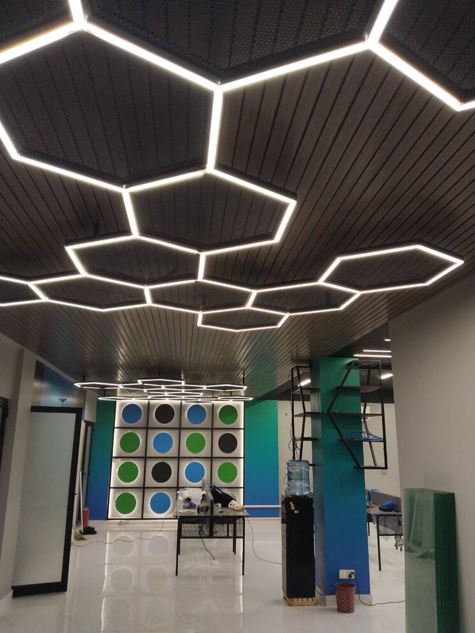 Klix-celling-with_lights